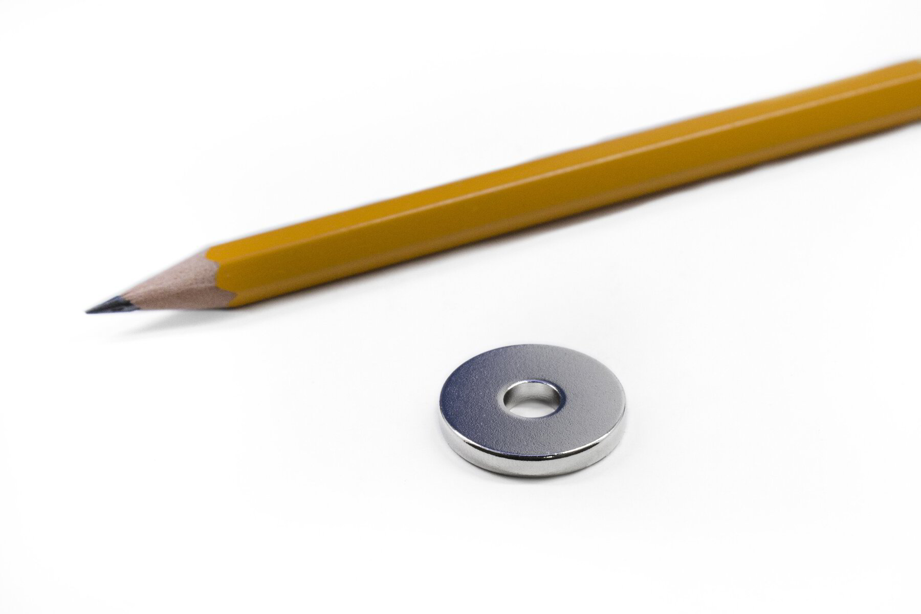 Iman de neodimio 20x6x3 – Circular perforado