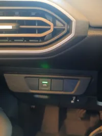DÁCIA SANDERO 1.0 TCE BI-FUEL EXTREME||2023||46568km||Gasolina||Manual||91CV||Em Stock – Image 23