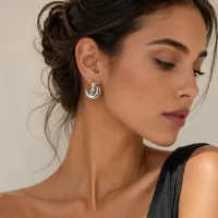 Luna Curve Earrings – Image 4