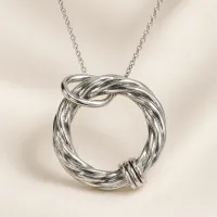 The Silver Swoon Knot Pendant – Image 3