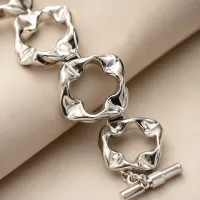 Flirt in Full Bloom Bracelet – Image 1