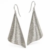 Textured Silver Sail Earrings – Image 4