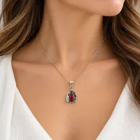Crimson Leaf Teardrop Pendant – Image 4