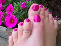 Dragon Fruit Pedicure – Image 3