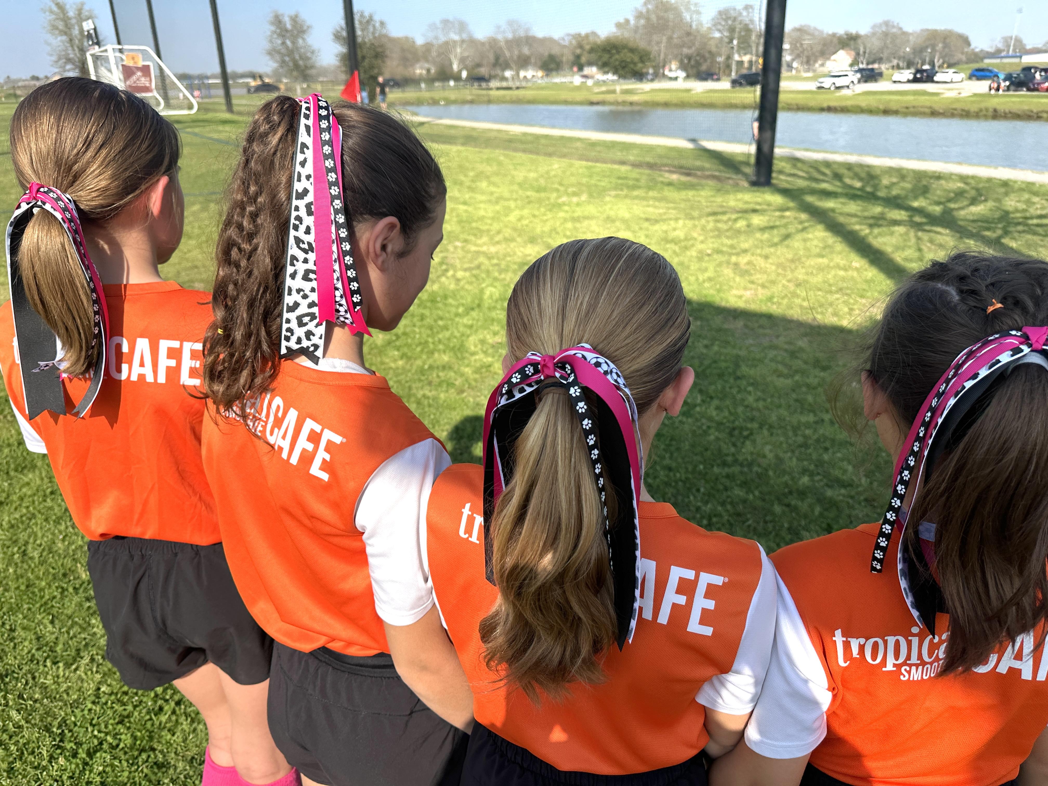 Ponytail Streamer – Image 16