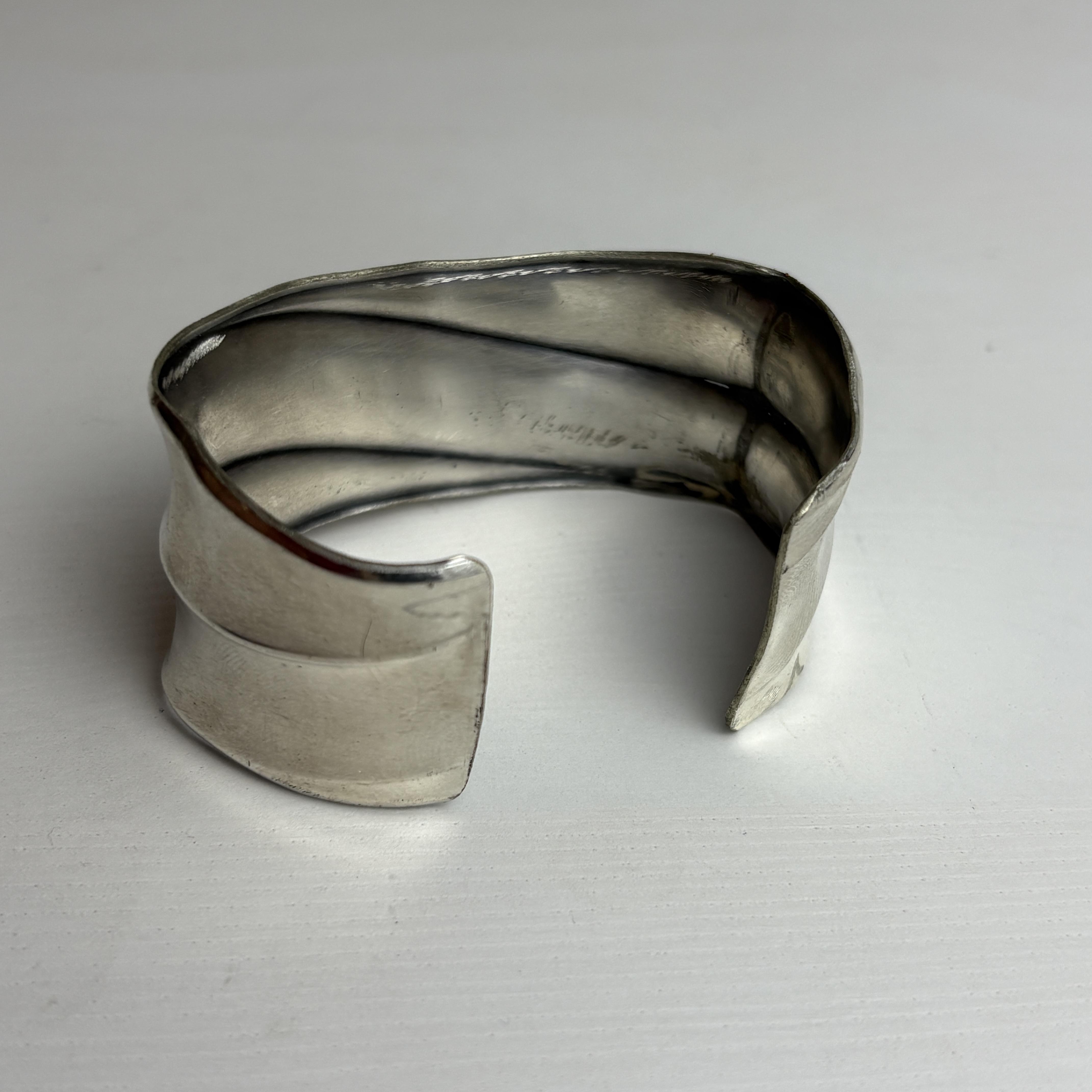 Ottilie - Versilberter Armreif – Image 2