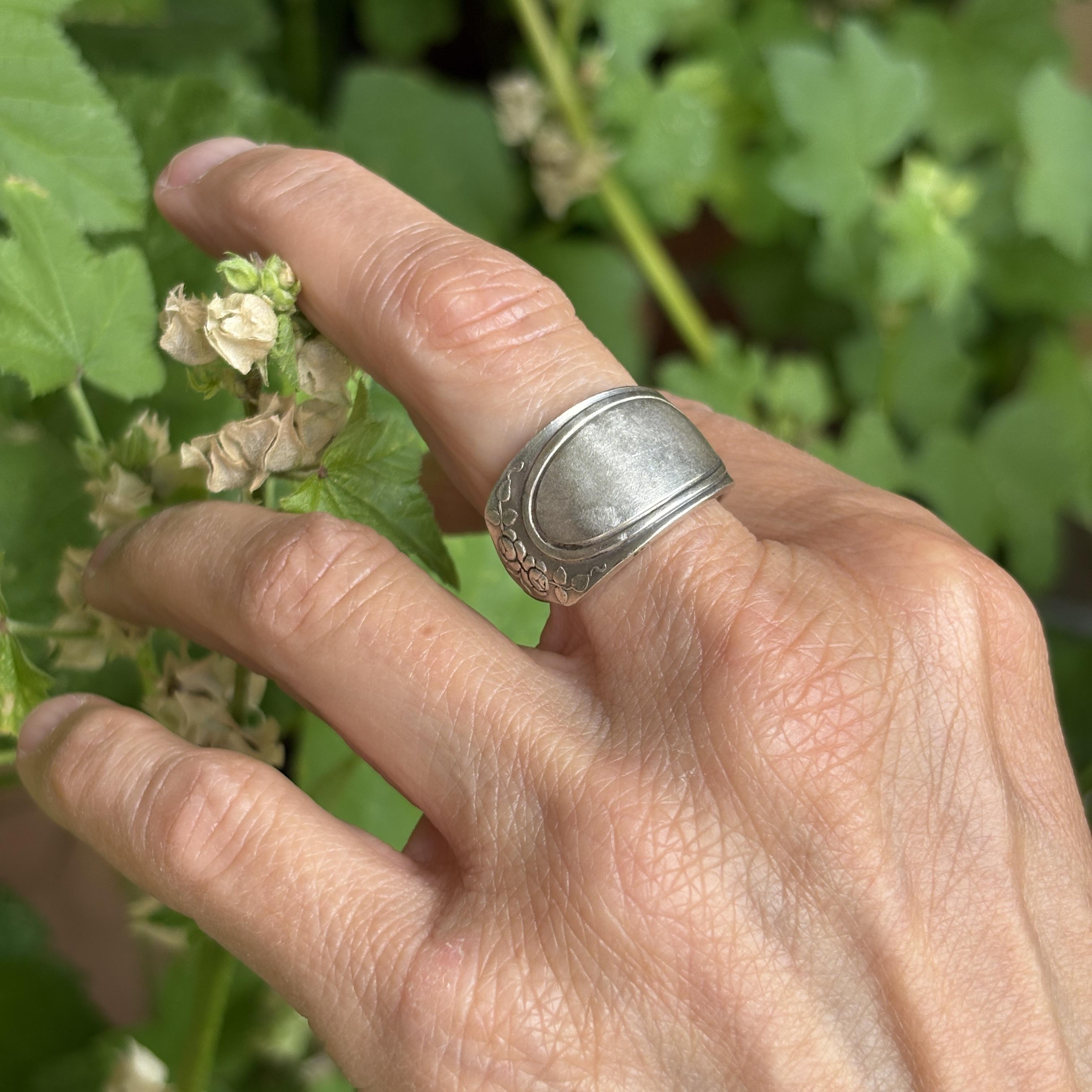 Luise - Versilberter Klassiker Ring – Image 2