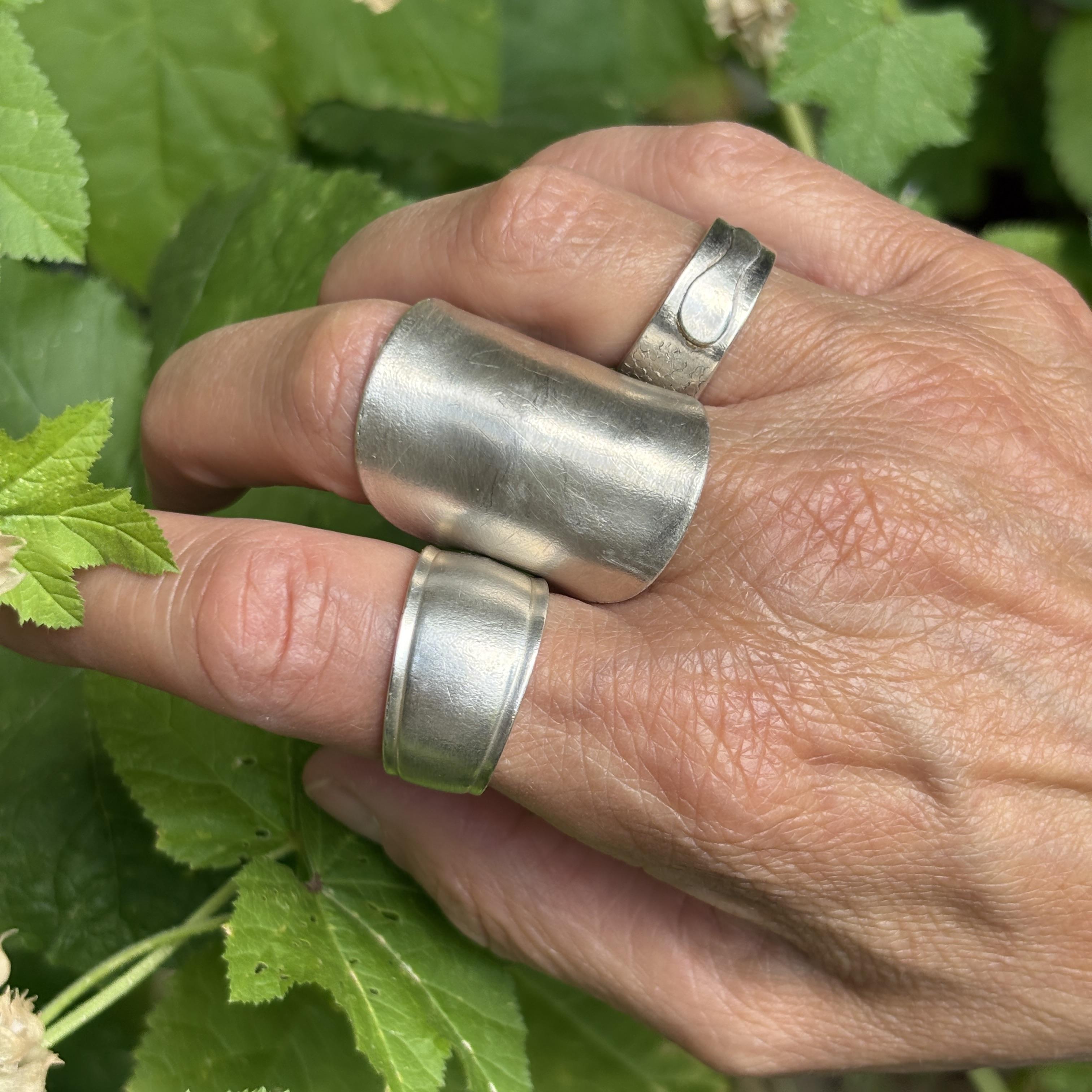 Frieda - Versilberter Statement Ring – Image 2