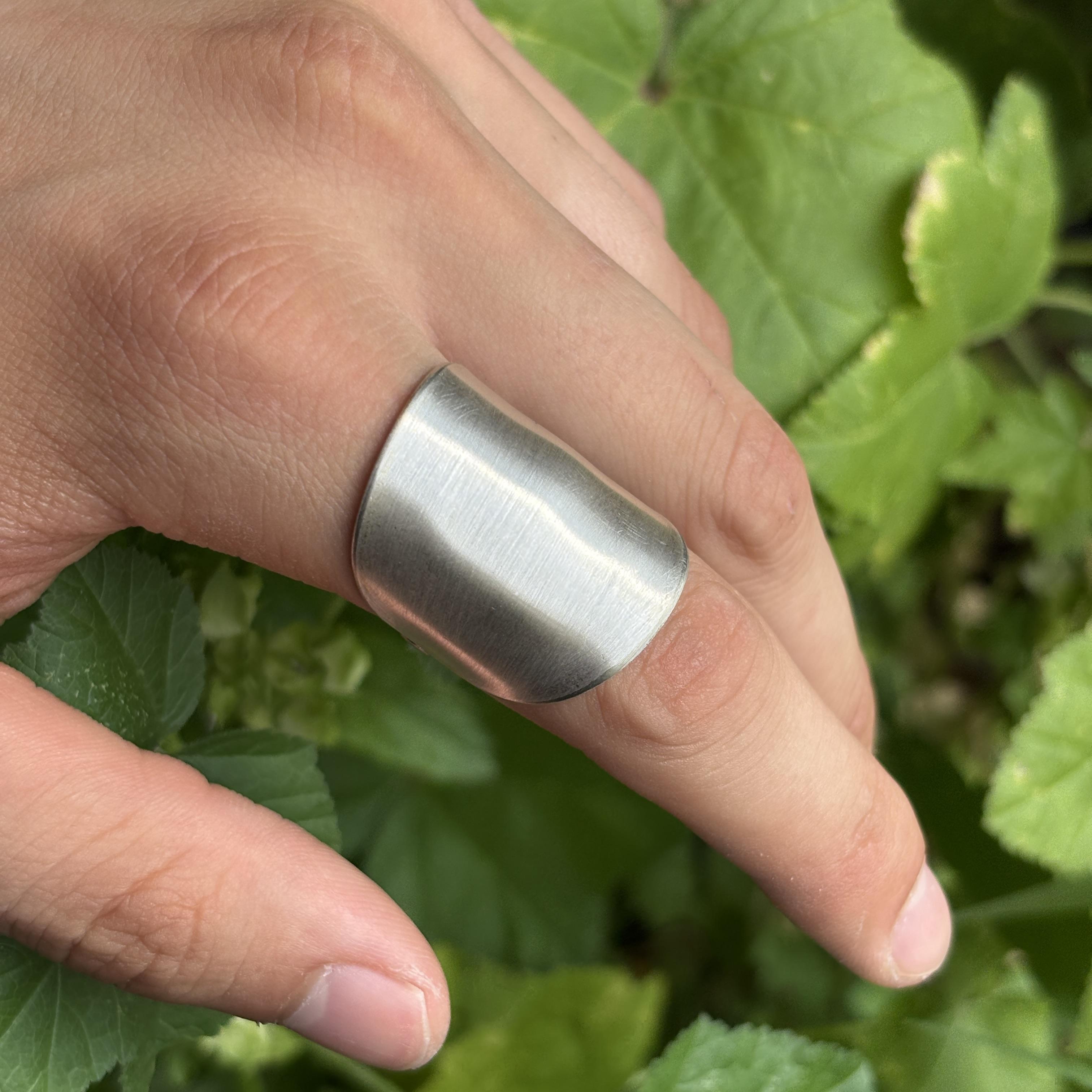 Dorothea - Versilberter Statement Ring – Bild 2