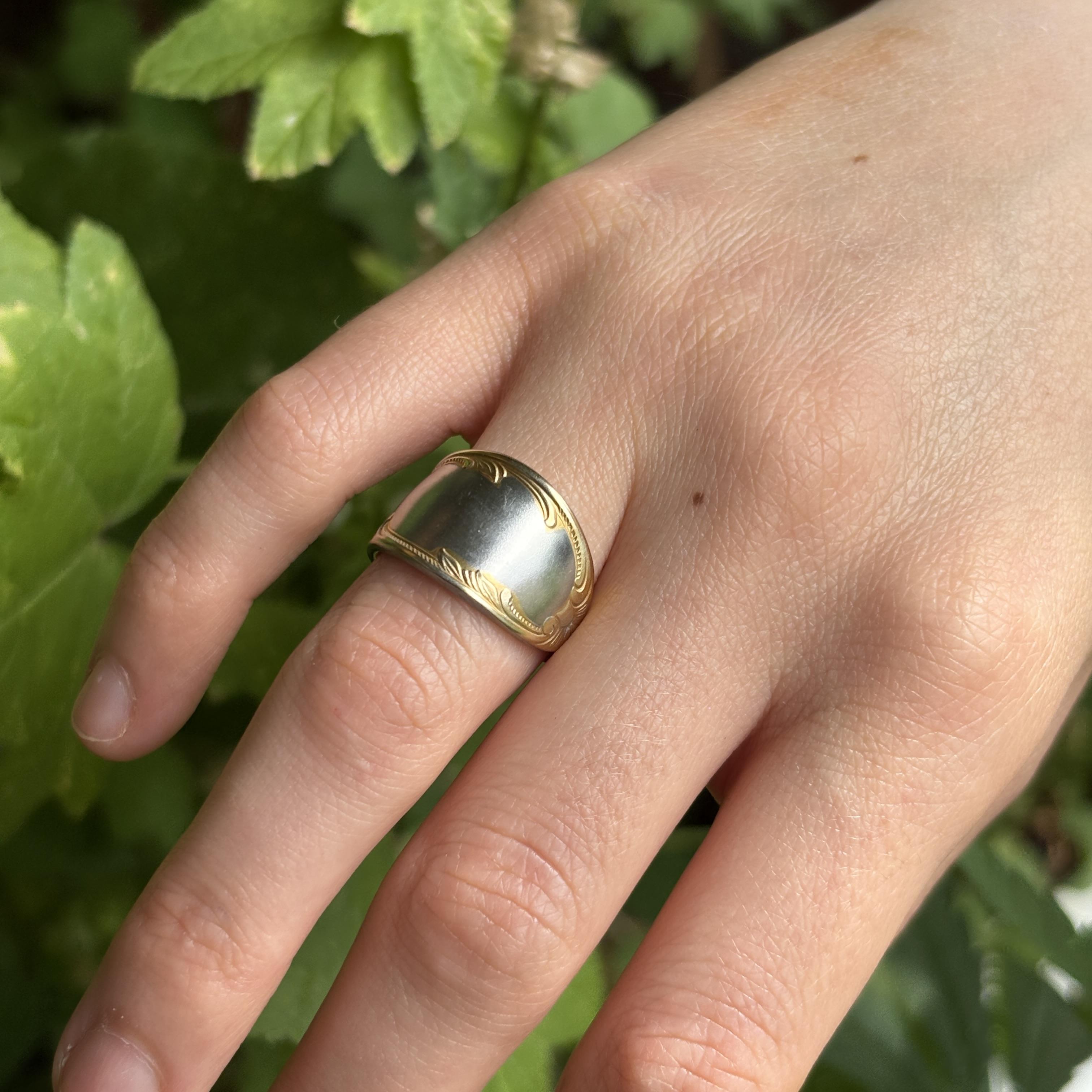 Viktoria - Versilberter Klassiker Ring – Image 2