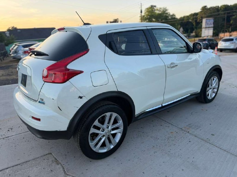 2012 Nissan Juke Sport SV – Image 4