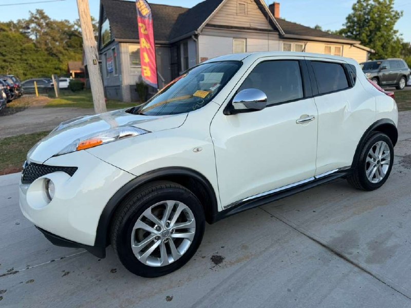 2012 Nissan Juke Sport SV – Image 2