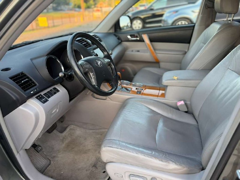 2008 Toyota Highlander hybrid limited  – Image 10