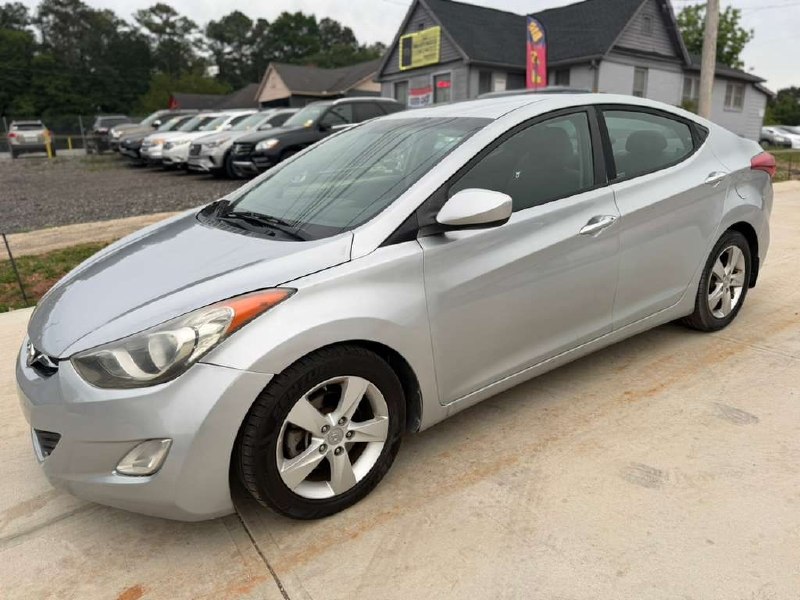 2013 Hyundai Elantra Gls  – Image 2