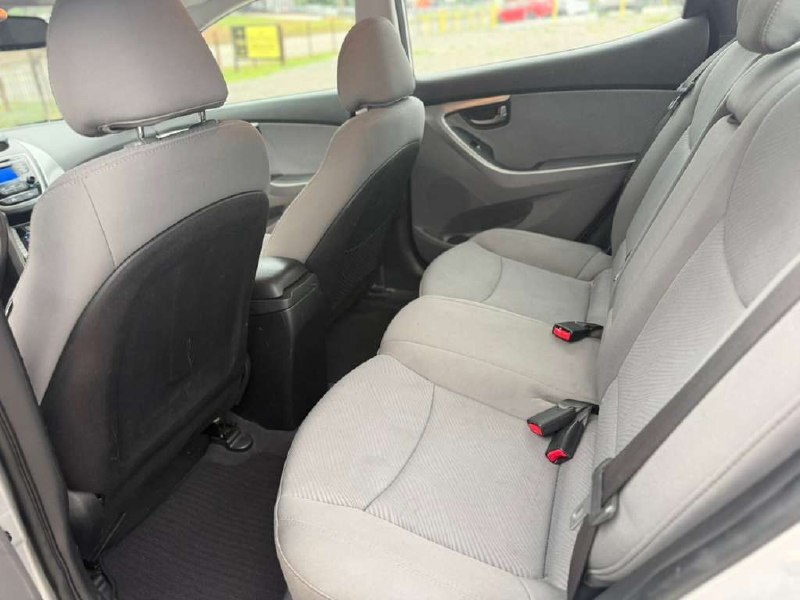 2013 Hyundai Elantra Gls  – Image 11