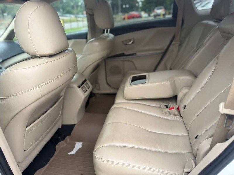 2009 Toyota Venza fully loaded – Image 14