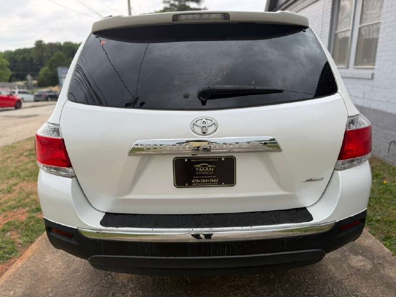 2012 Toyota Highlander sport – Image 6