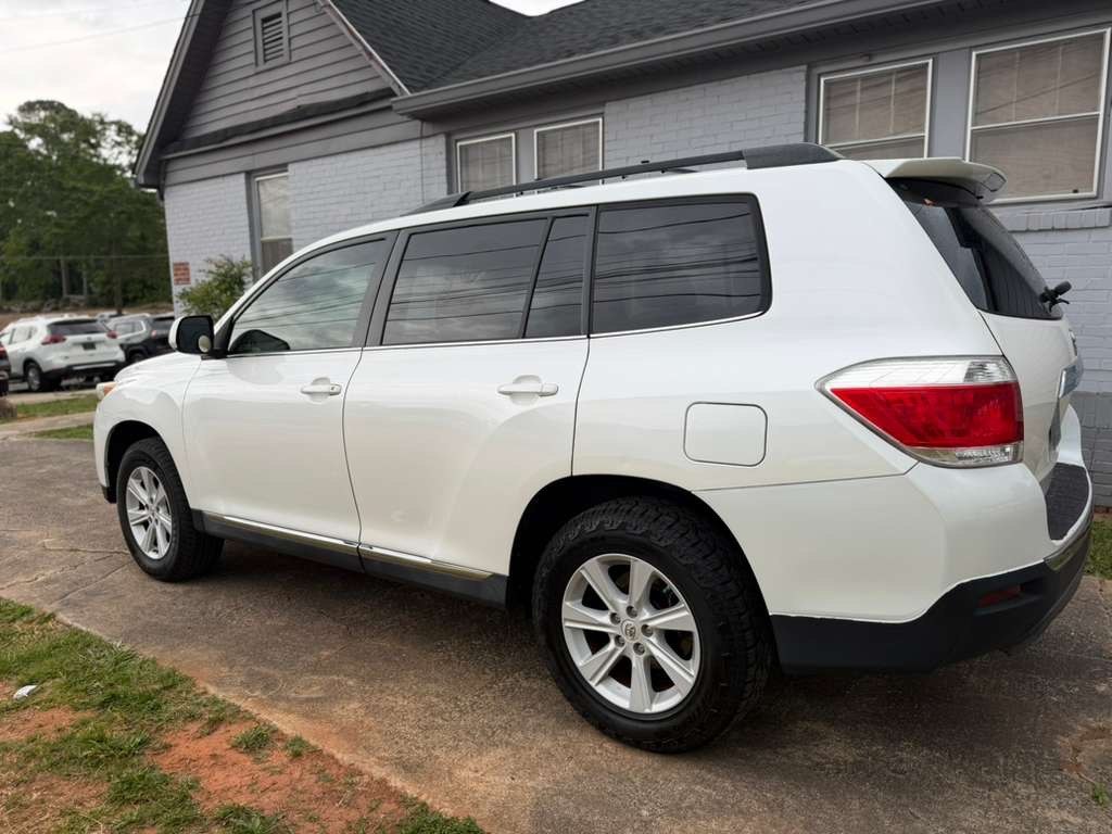 2012 Toyota Highlander sport – Image 3