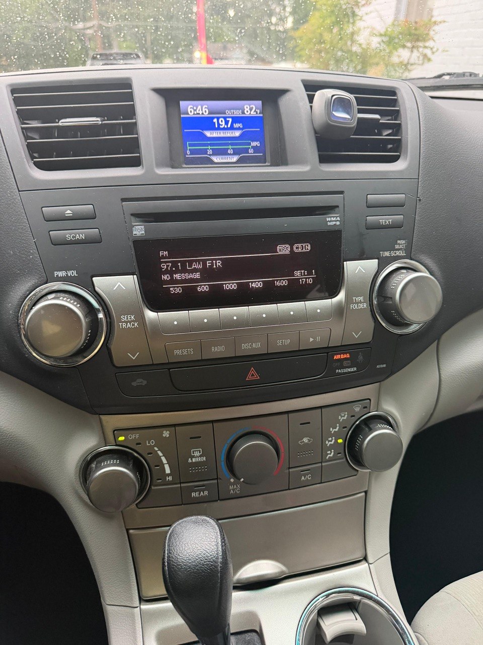 2012 Toyota Highlander sport – Image 13
