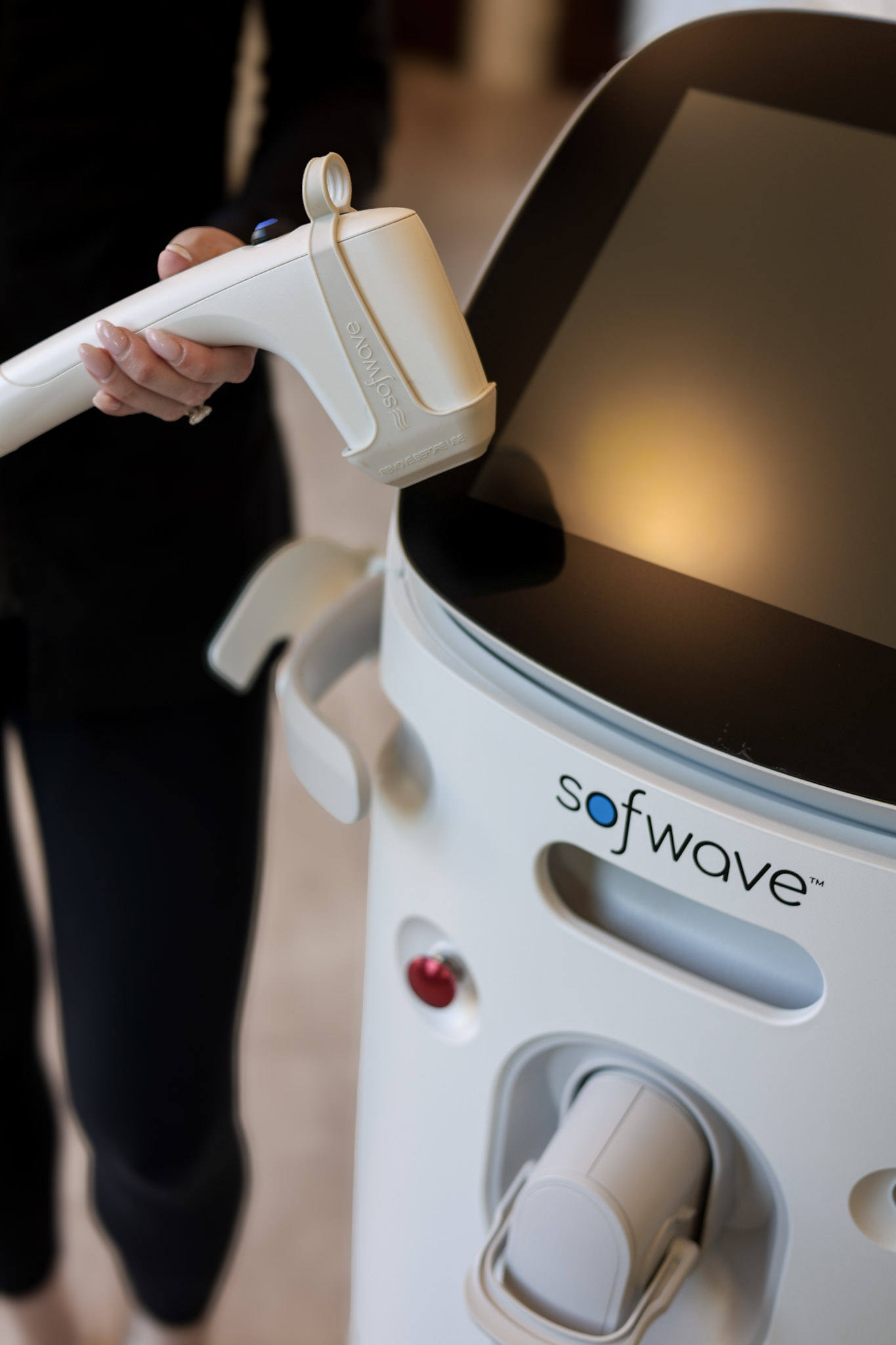 SOF - Sofwave Full Face & Submental Skin Tightening  – Image 1
