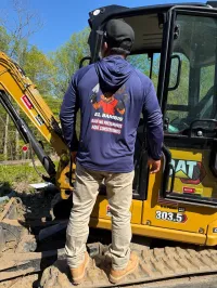 Playera Azul El Bambis Construction – Image 3
