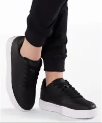 Black Hip Hop Sneakers – 1M (Child Medium 1)
