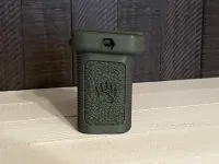 Grizzly AR-15 Vertical Foregrip for Picatinny Rail – Image 2