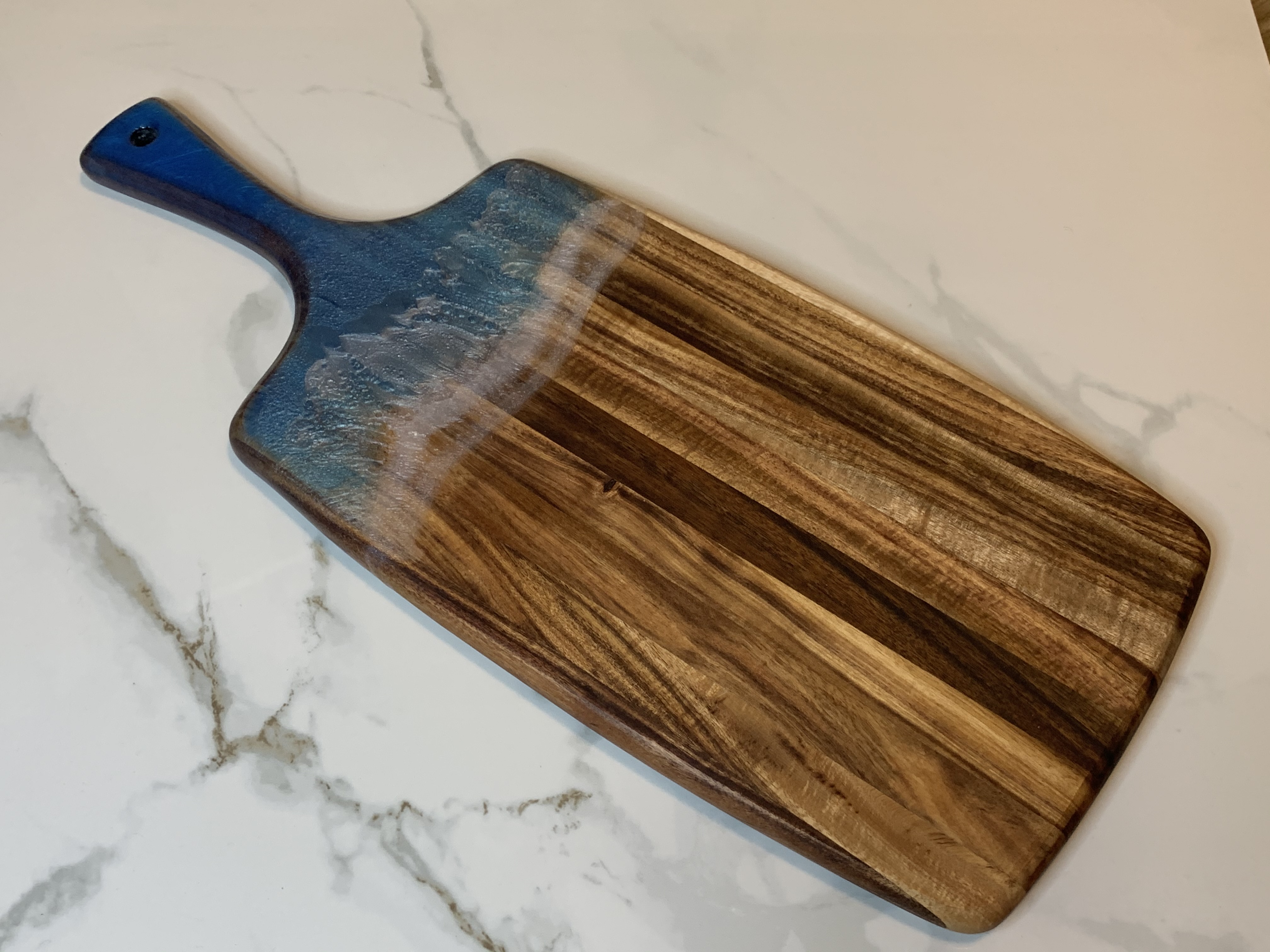 Handmade Acacia Wood Cutting Board with Resin Waves – Image 2