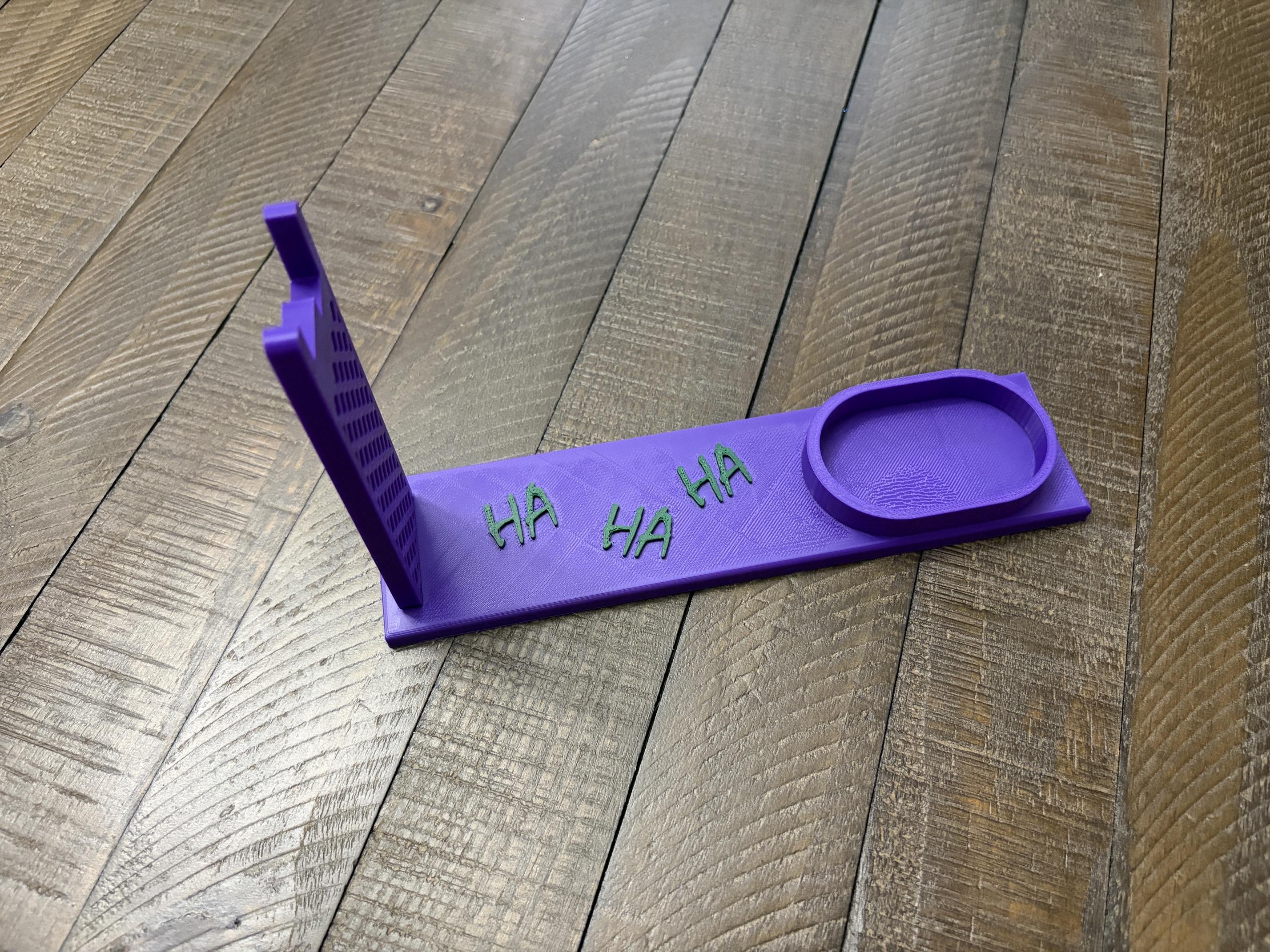 Joker Inspired Revolver Stand – Image 2