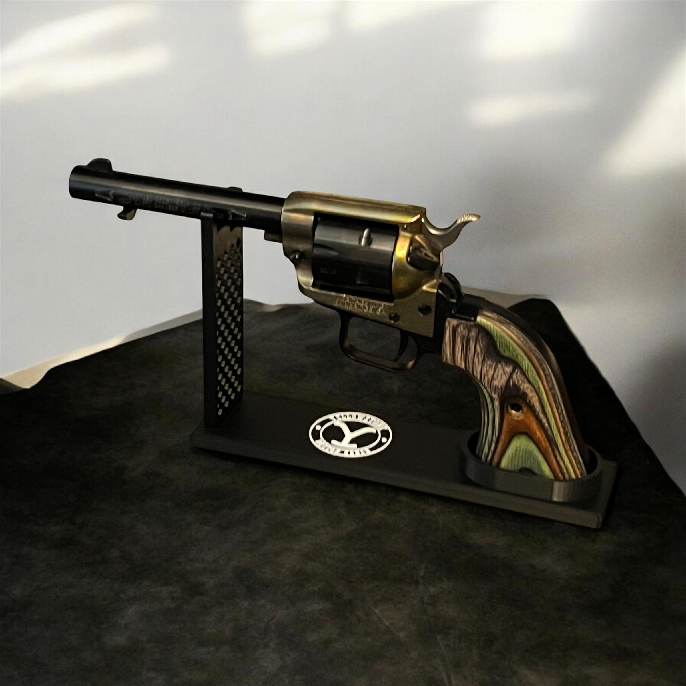 Yellowstone Inspired Revolver Stand – Image 2