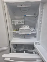 Amana Bottom Freezer Refrigerator ABB2224BRW05 – White – Image 3