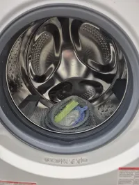 Beko 24" Front Load Washer WFTV10733XC – Steam & WiFi – Image 3