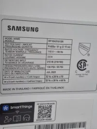 Samsung RF18A5101SR 17.5 cu. ft. counter-depth French door refrigerator – Image 4