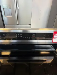 Frigidaire FCRI306CASA 30-Inch Electric Range with Self-Clean Oven – Image 2