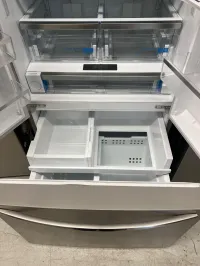 Frigidaire GRFN2853AFF 27.8 Cu.Ft French Door Fridge – Ice Maker, Water Dispenser, Stainless Steel – Image 6