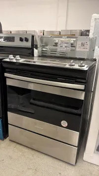 Amana YAES6603SFS6 30” Slide-In Electric Stove – Glass Top, Stainless Steel, 4.8 Cu.Ft Oven  – Image 2