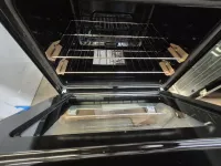 Frigidaire FCRE306C 30" Electric Stove Range 5.3 Cu Ft Stainless Steel – Image 4
