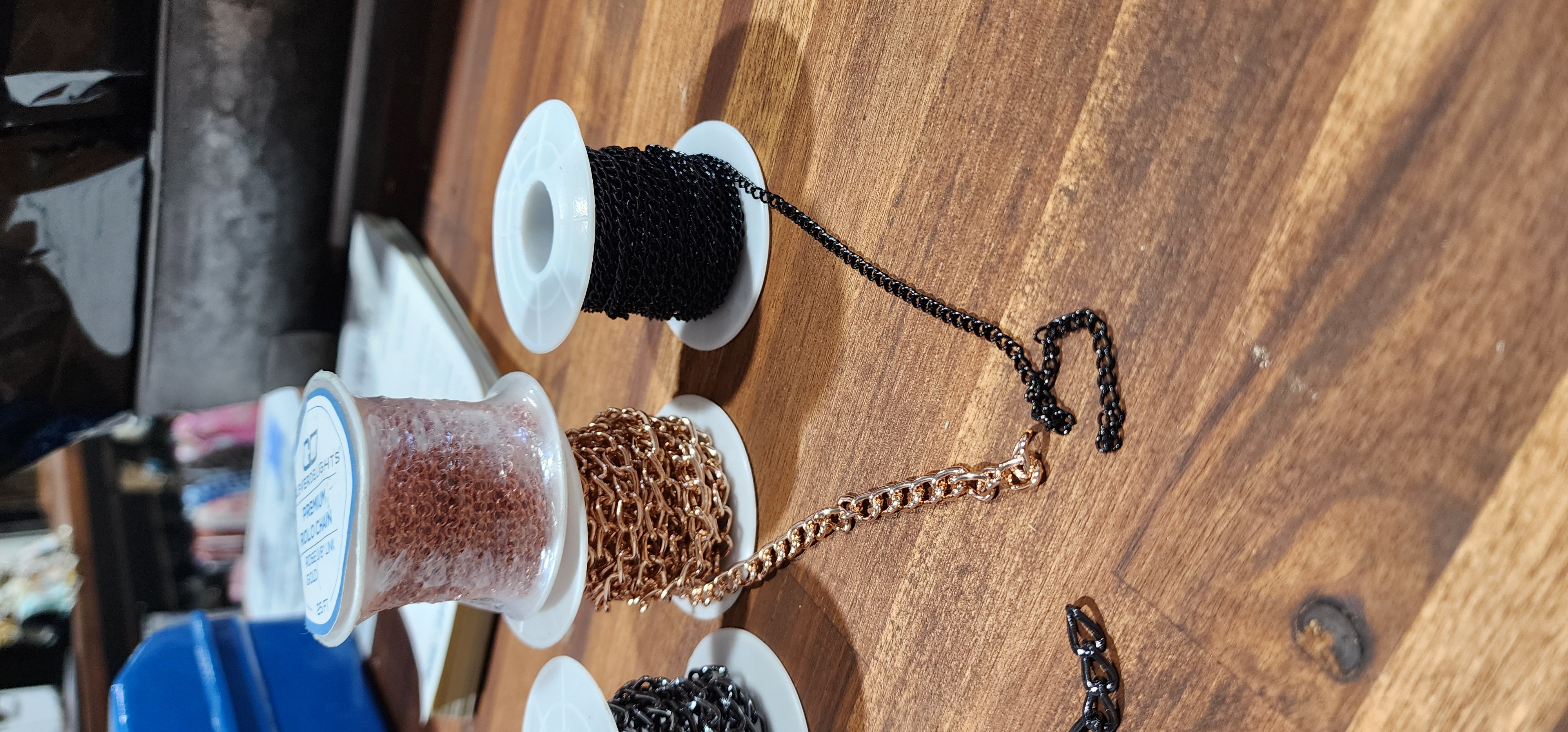 Chains – Image 3