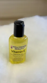 Hollywood Beauty Vitamin E premiuHollywood Beauty Vitamin E Premium Oil – 2 ozm oil – Image 5