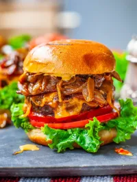 Bacon Burger – Image 1