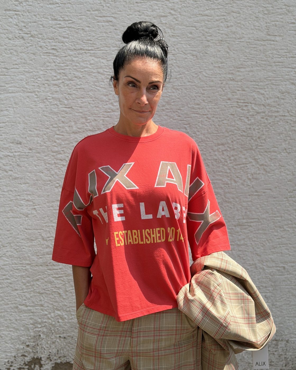 ALIX Oversized T-Shirt mit Logoprint – Coral – Image 4