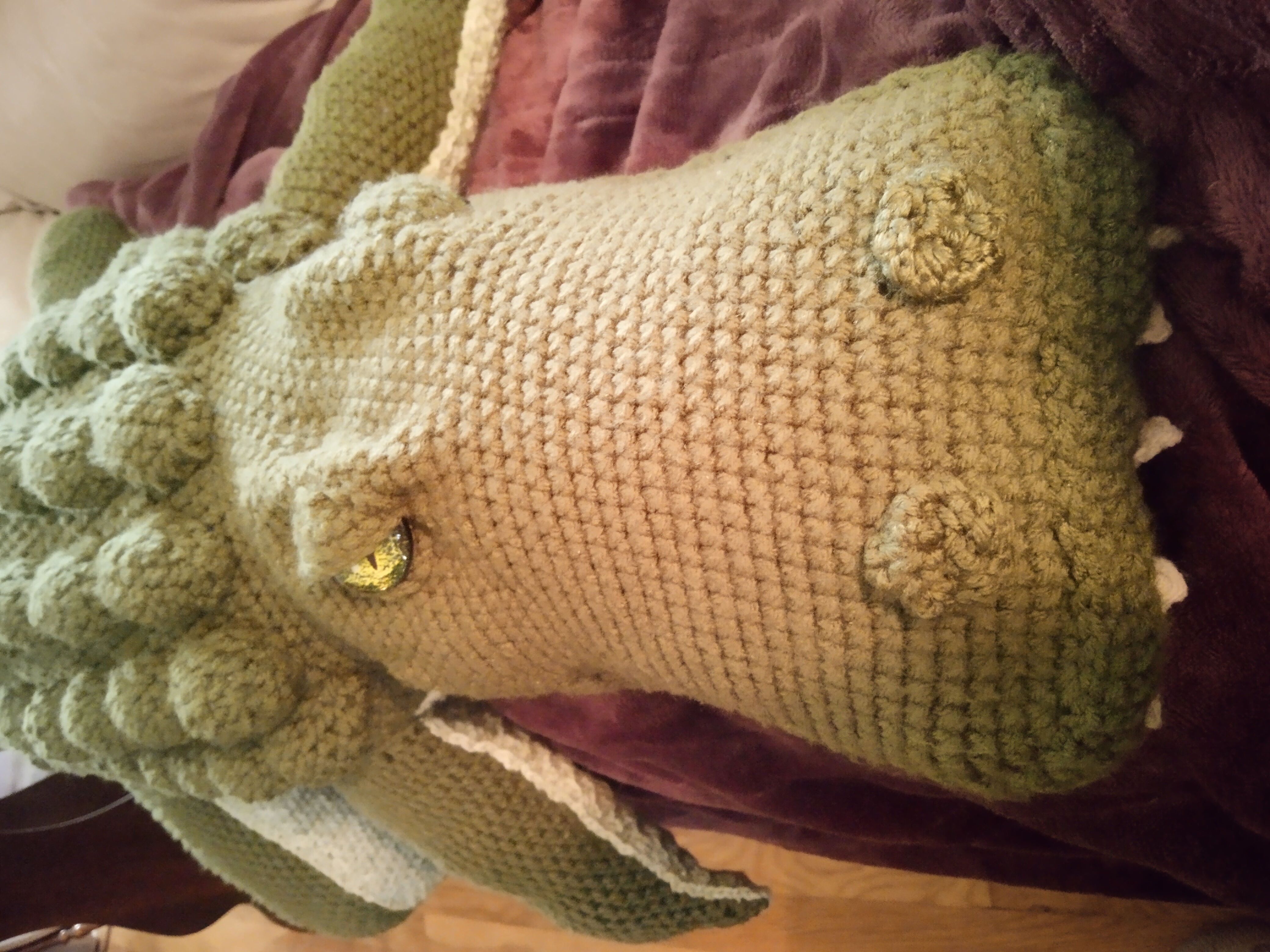Alligator Body Pillow – Image 3