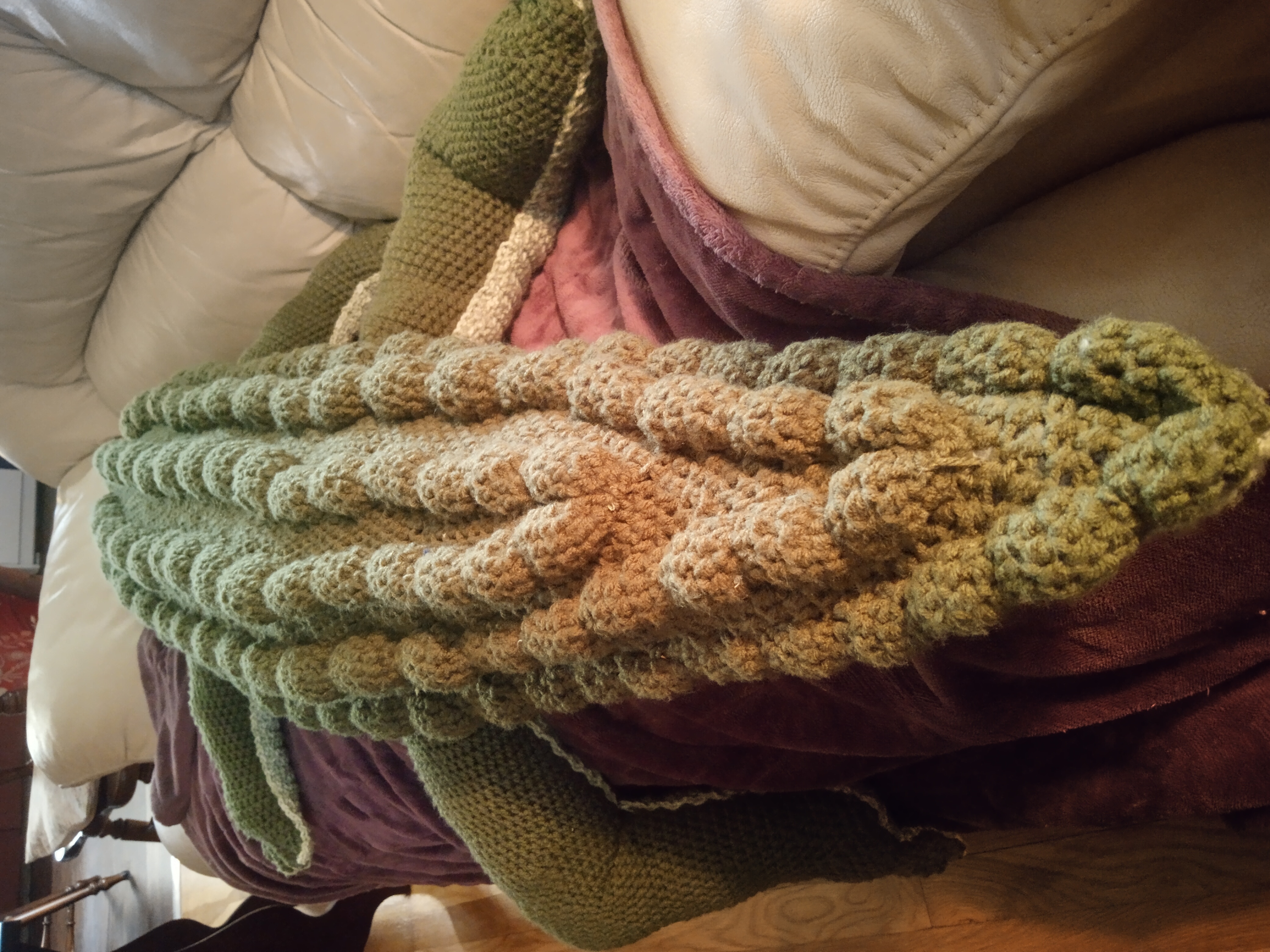 Alligator Body Pillow – Image 2