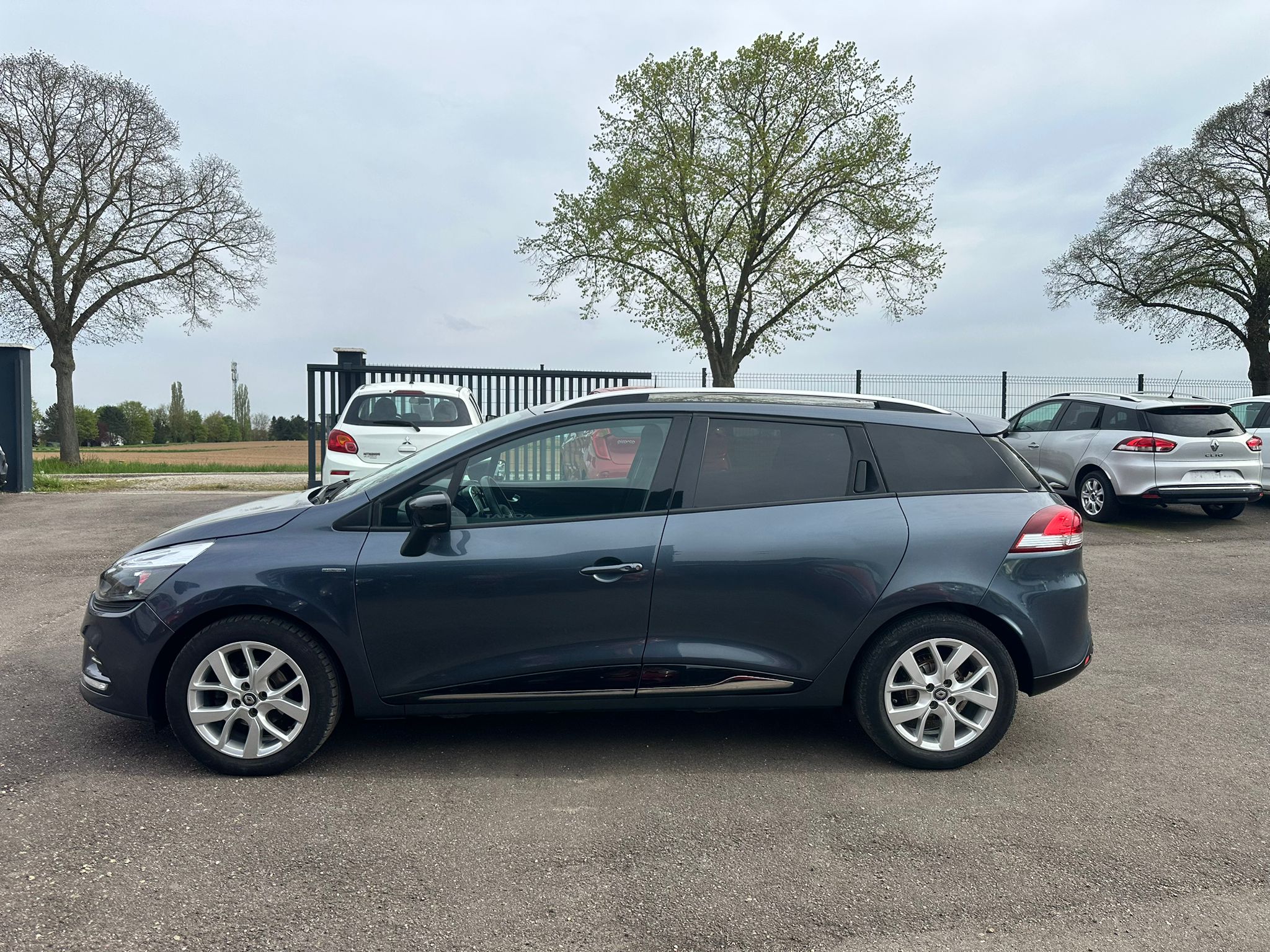 Renault Clio IV Estate 0.9 TCE Energy Limited – Image 5