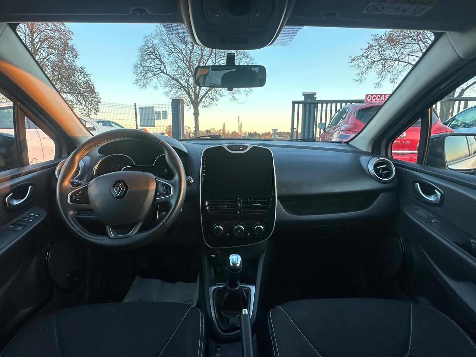 Renault Clio IV Estate 1.2 16V – Image 3
