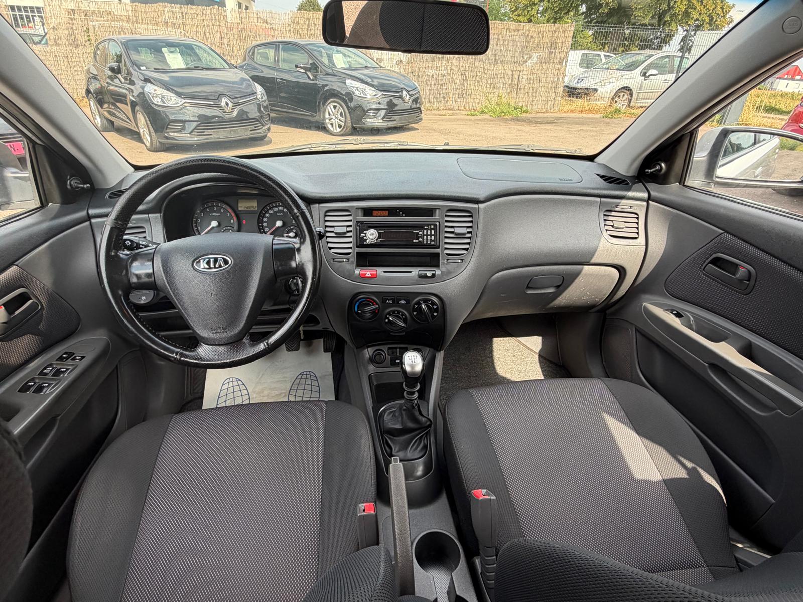 Kia Rio Essence – Image 7
