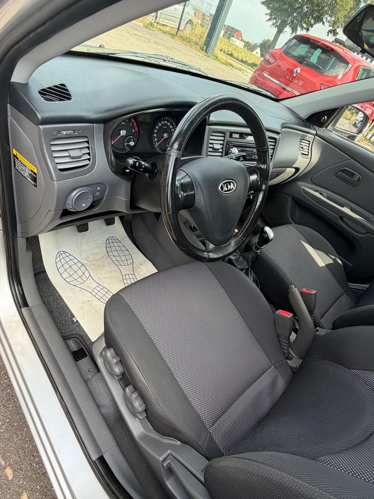 Kia Rio Essence – Image 9