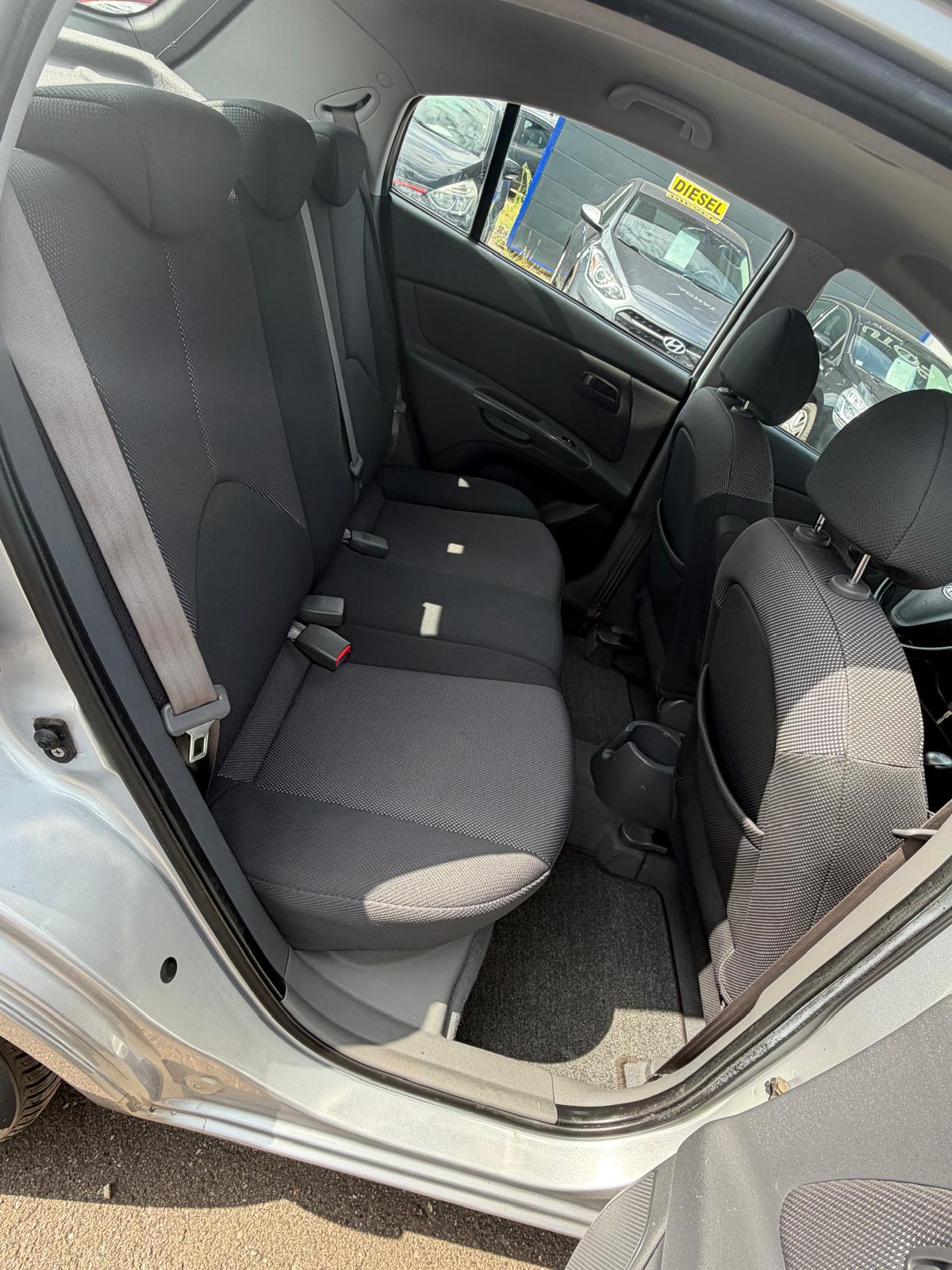 Kia Rio Essence – Image 3