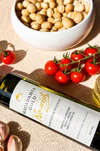 Nourish 500ml cold-pressed macadamia oil. – Image 5