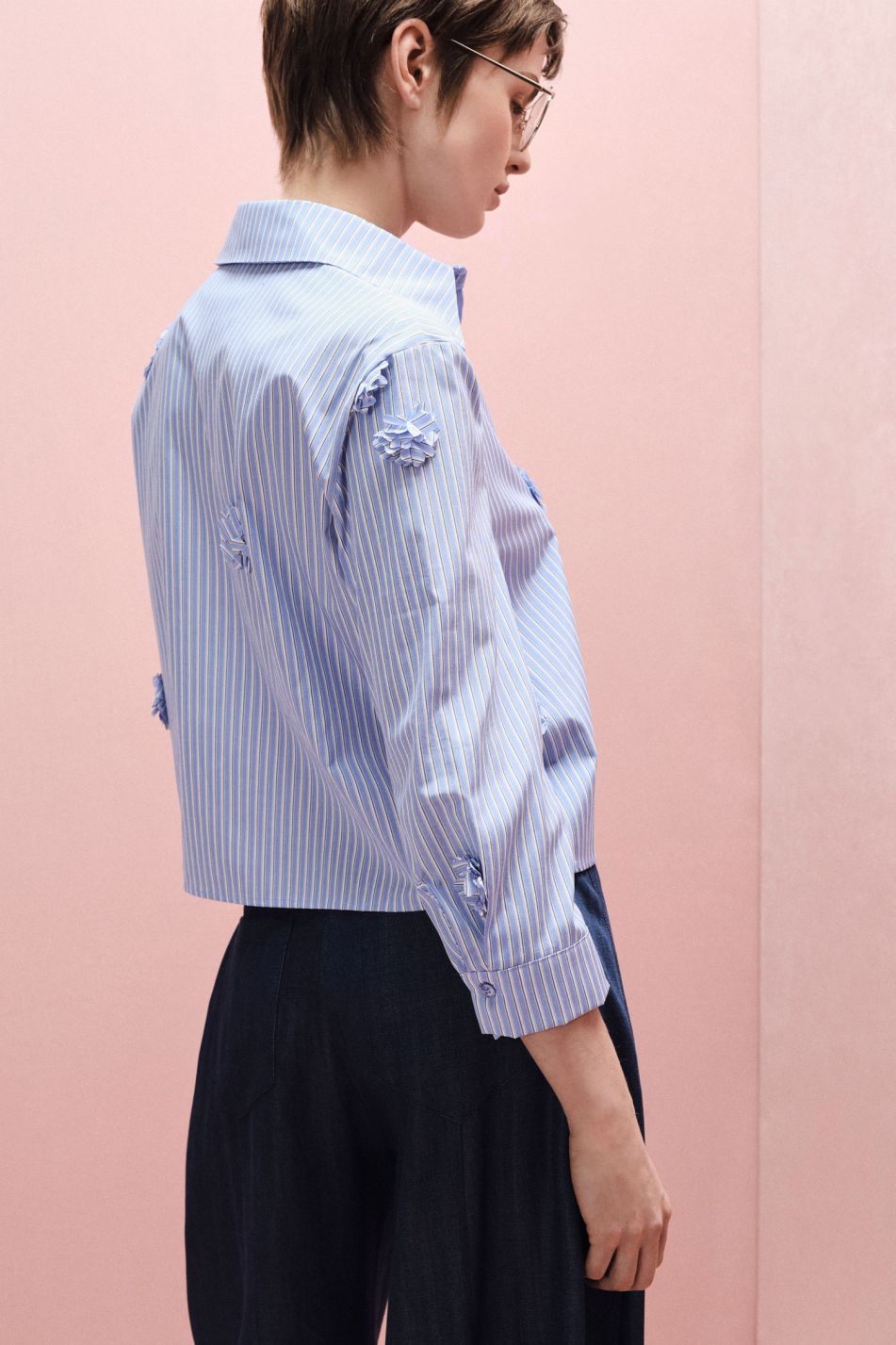 SHIRT WITH STRIPED PATTERN AND FLORAL APPLIQUÉS – Image 2